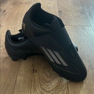 adidas Kids' F50 Club FxG Velcro Soccer Cleats